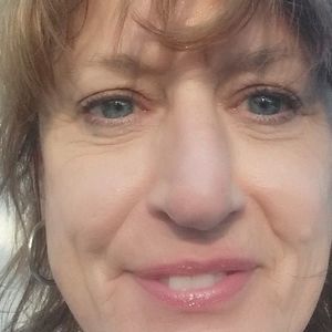 Meet your Posher, Evelyn